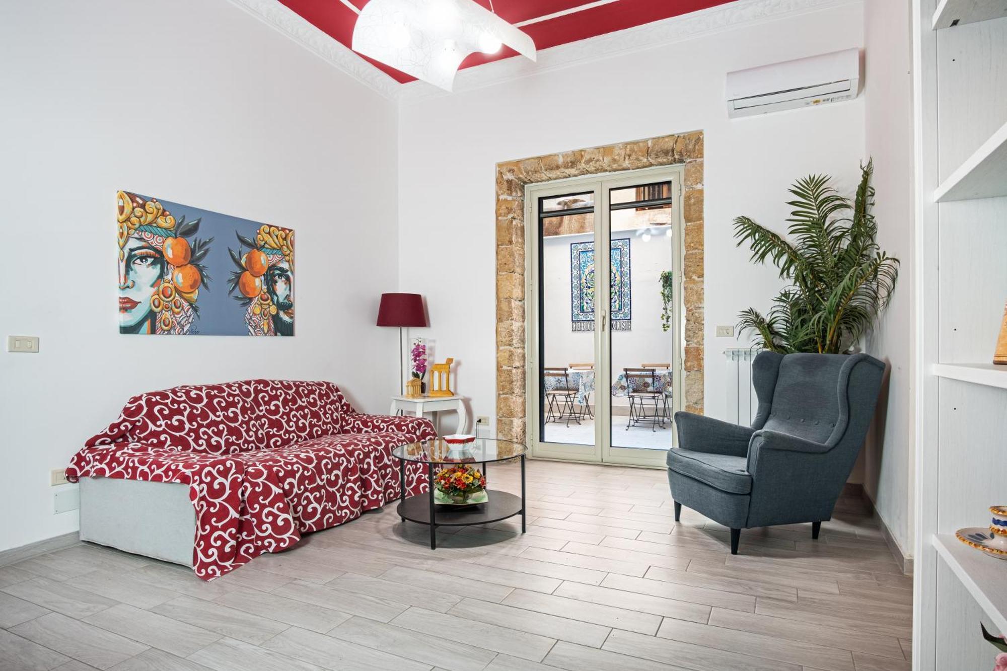 Garden House: Apartments And Rooms For Holidays - Palermo, Palermo